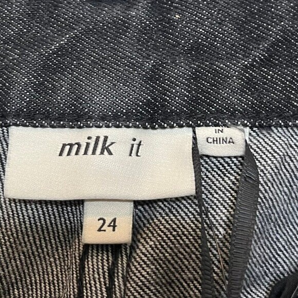 Welcome to my closet! - Picture 13 of 14